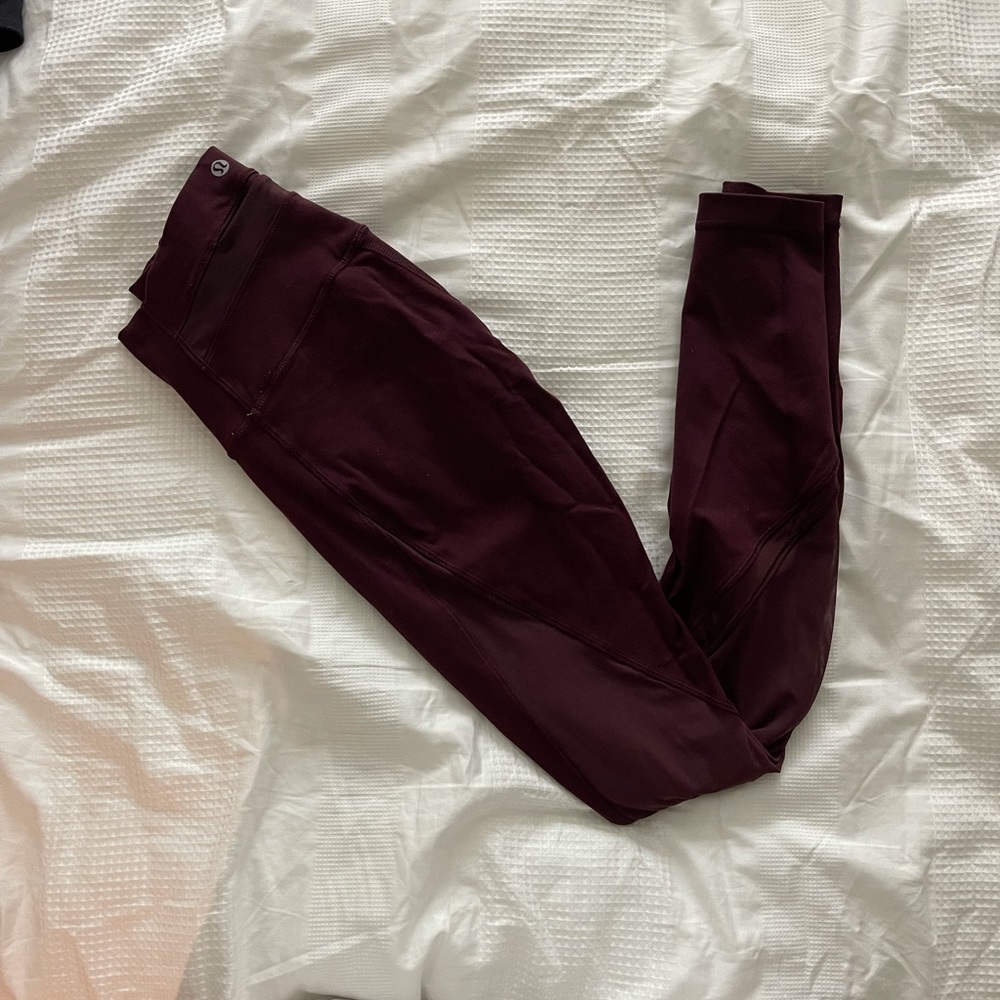 Lululemon maroons leggings
